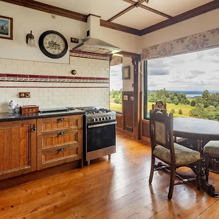 A Cottage With A View At Tudor Ridge-2